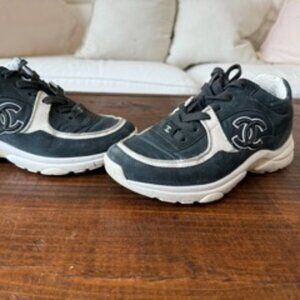 Chanel Grey/White Fabric and Suede CC Lace Up Sneakers